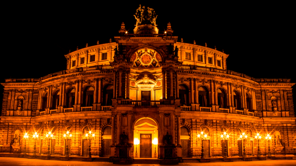 Semperoper Dresden - Alle Infos zum Junggesellenabschied und zu Dresden